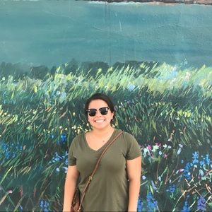 Meet your Posher, Lizbeth